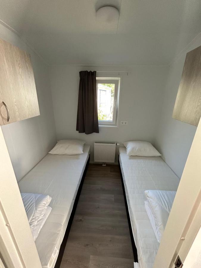 Breezy Beach Chalet Petten Εξωτερικό φωτογραφία
